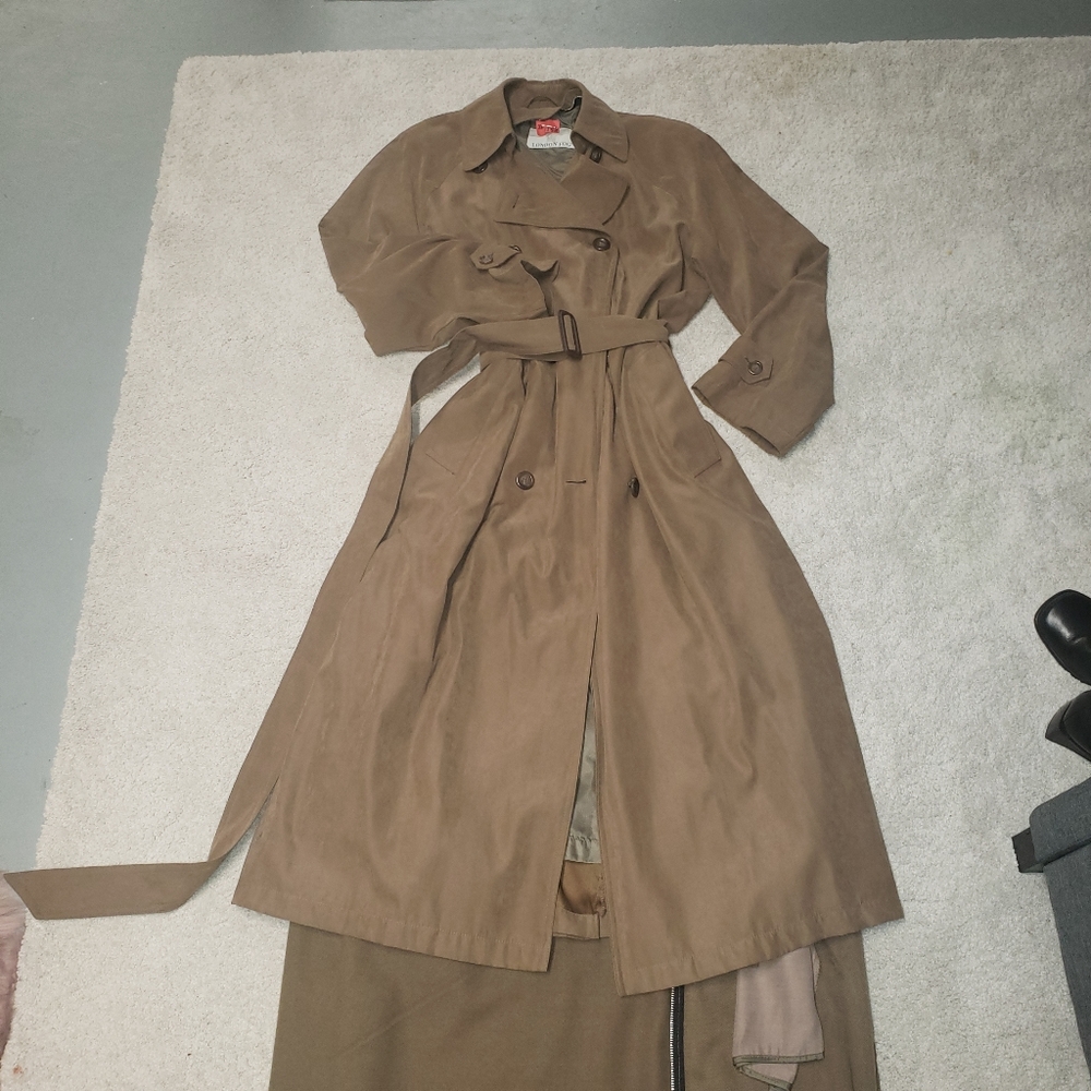 Vintage London Fog tench